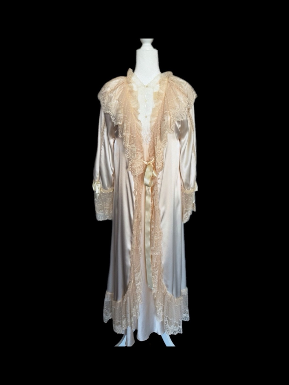 Hollywood Vintage Bob Mackie Champagne Set